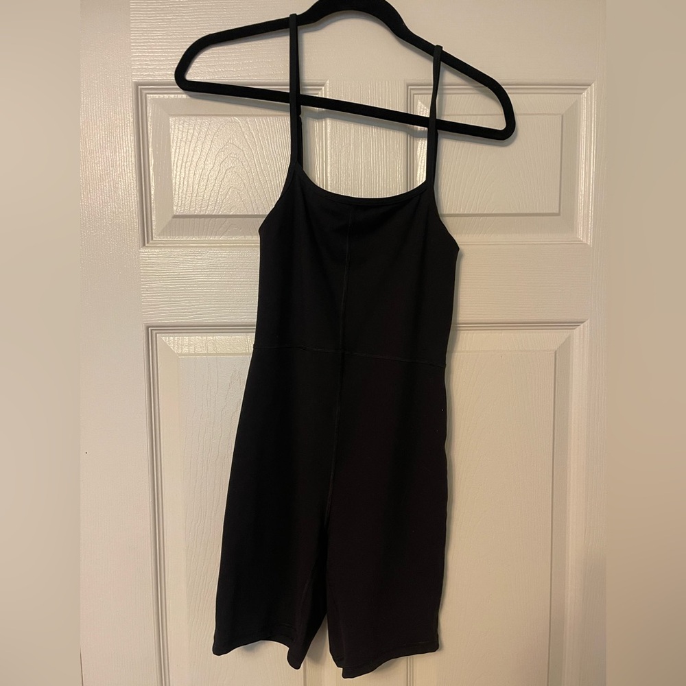 Yoga Bodysuit in Black